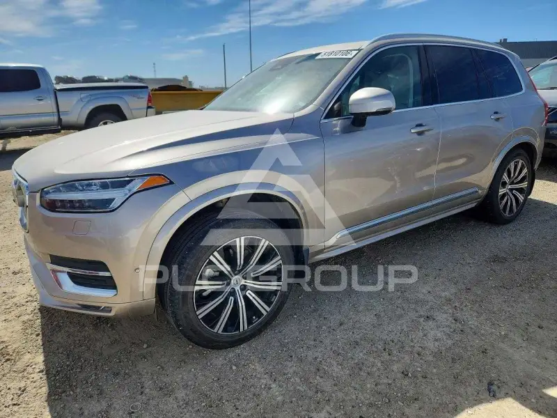 2024 Volvo XC90 фото
