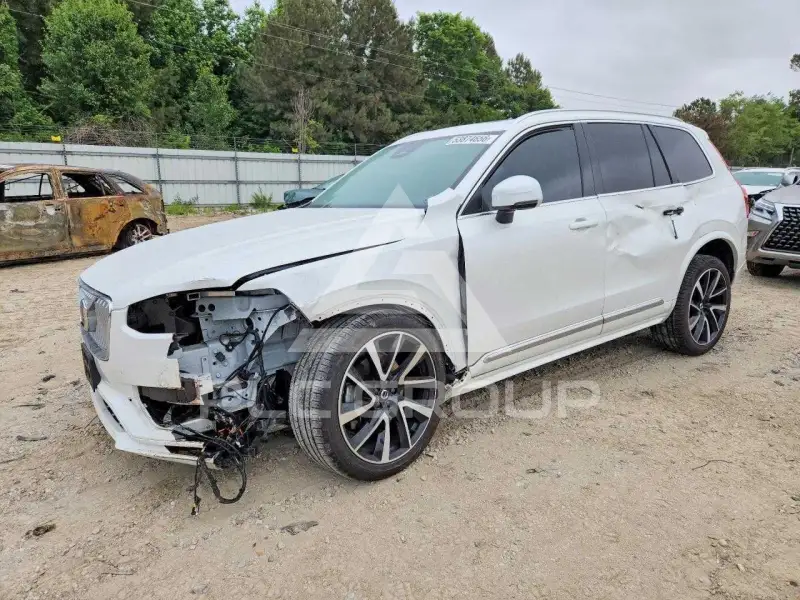 2024 Volvo XC90 фото
