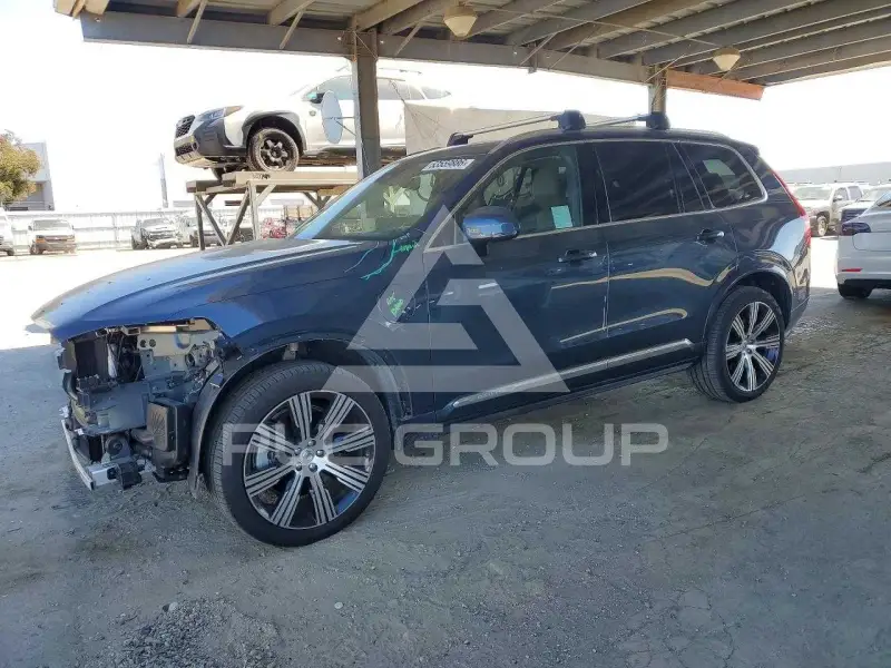 2024 Volvo XC90 фото