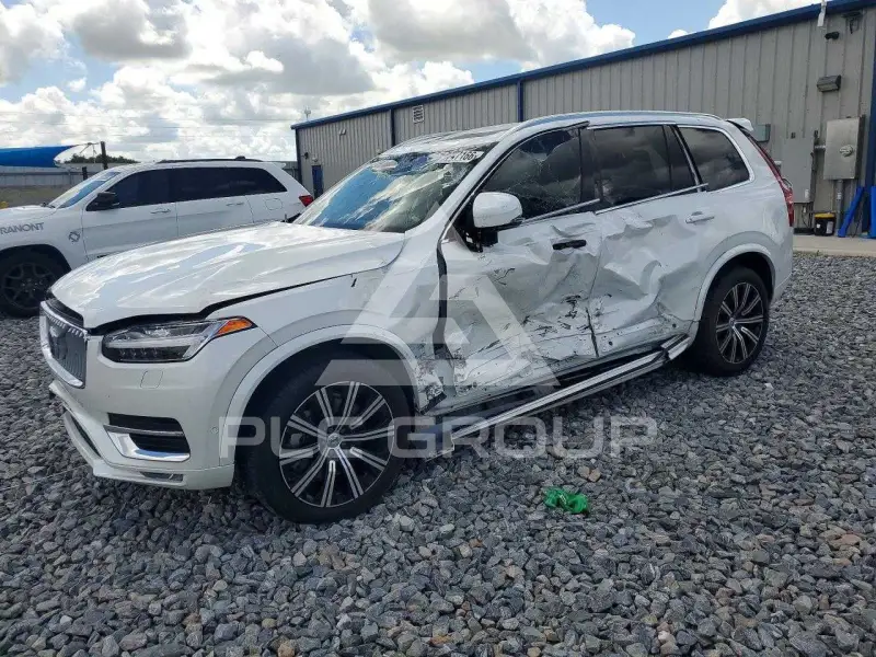 2024 Volvo XC90 photo