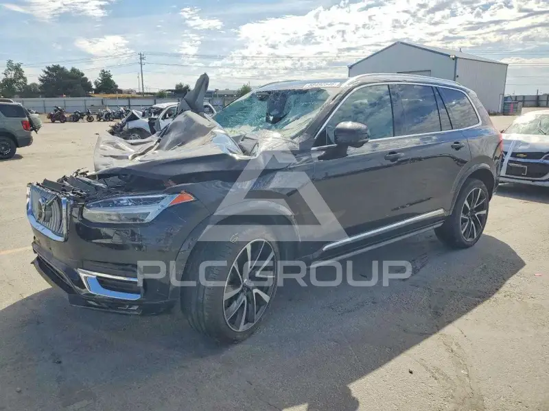 2024 Volvo XC90 фото