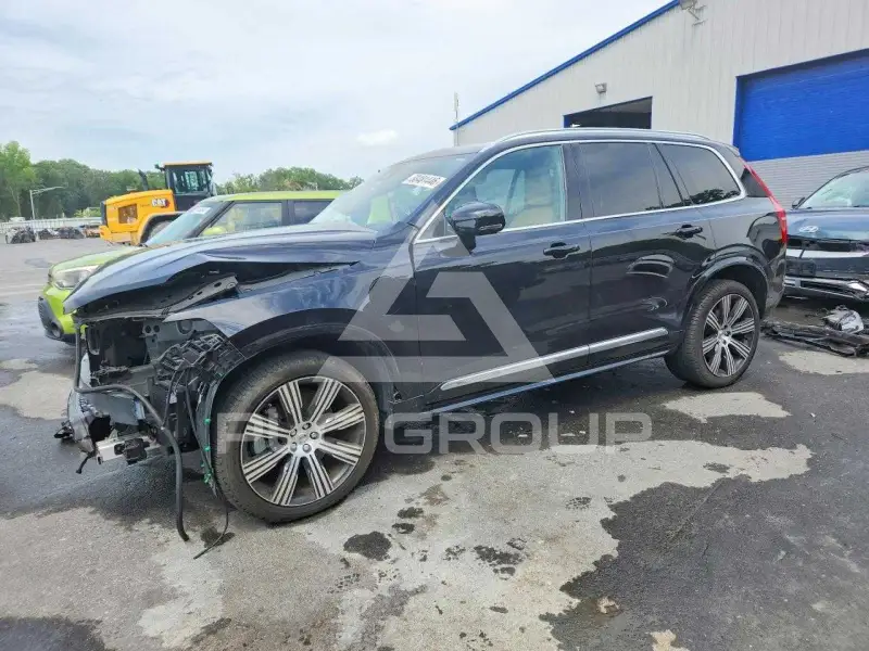 2024 Volvo XC90 фото