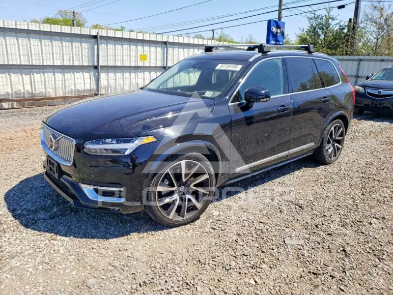 2024 Volvo XC90 фото