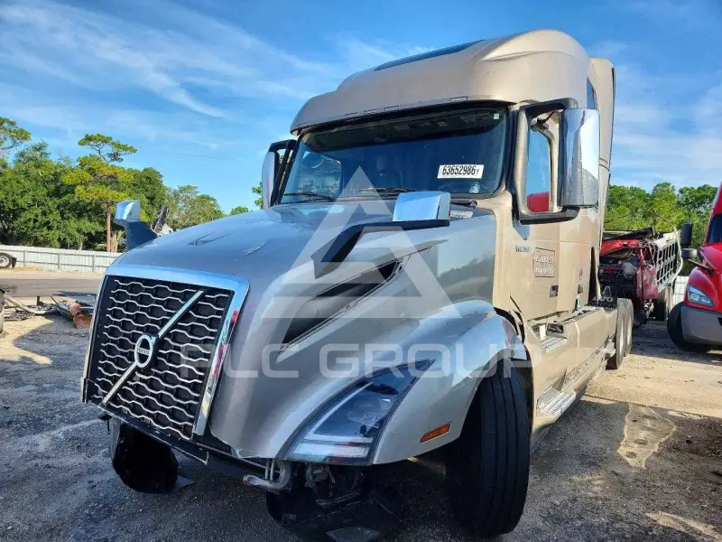 2024 Volvo VNL photo