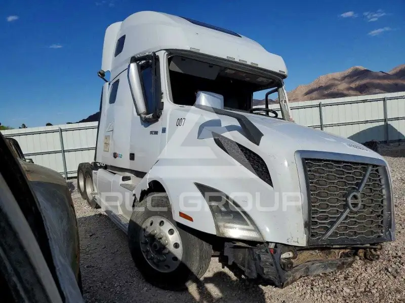 2024 Volvo VNL фото
