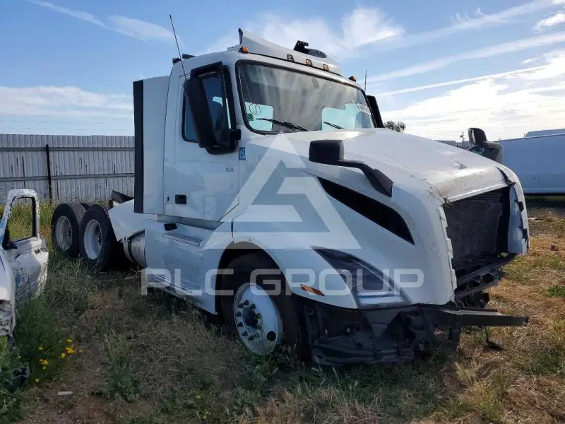 2024 Volvo VNL фото