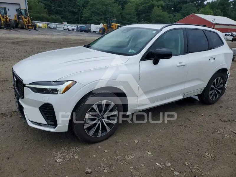 2024 Volvo XC60 photo