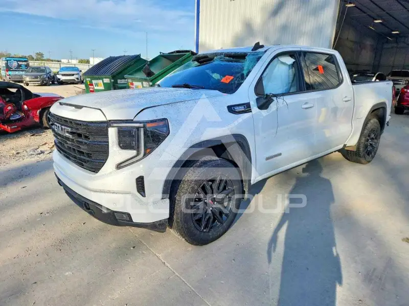 2024 GMC Sierra photo