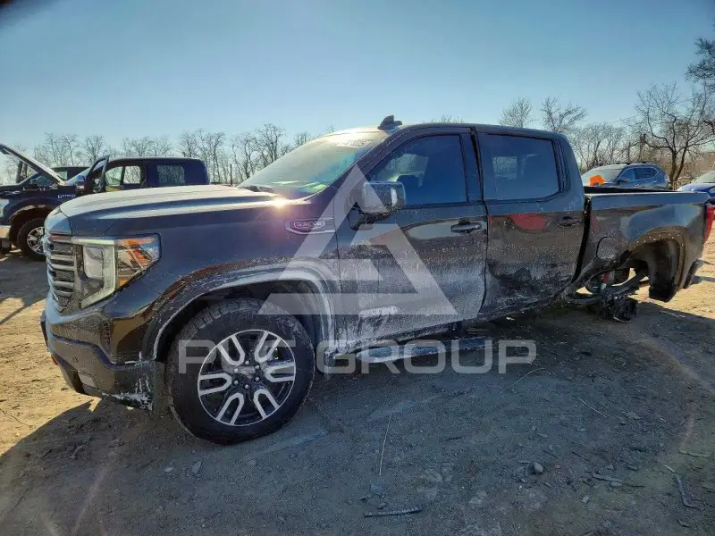 2024 GMC Sierra photo