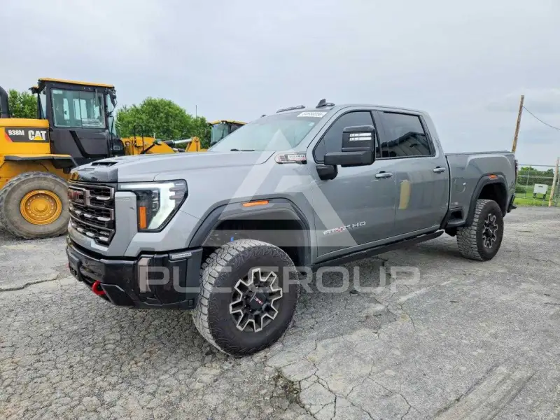 2024 GMC Sierra photo