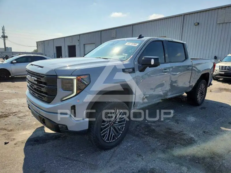 2024 GMC Sierra photo