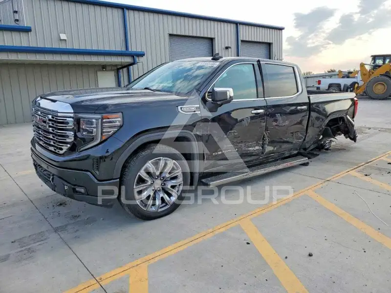 2024 GMC Sierra photo