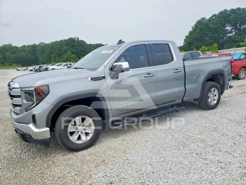 2024 GMC Sierra photo