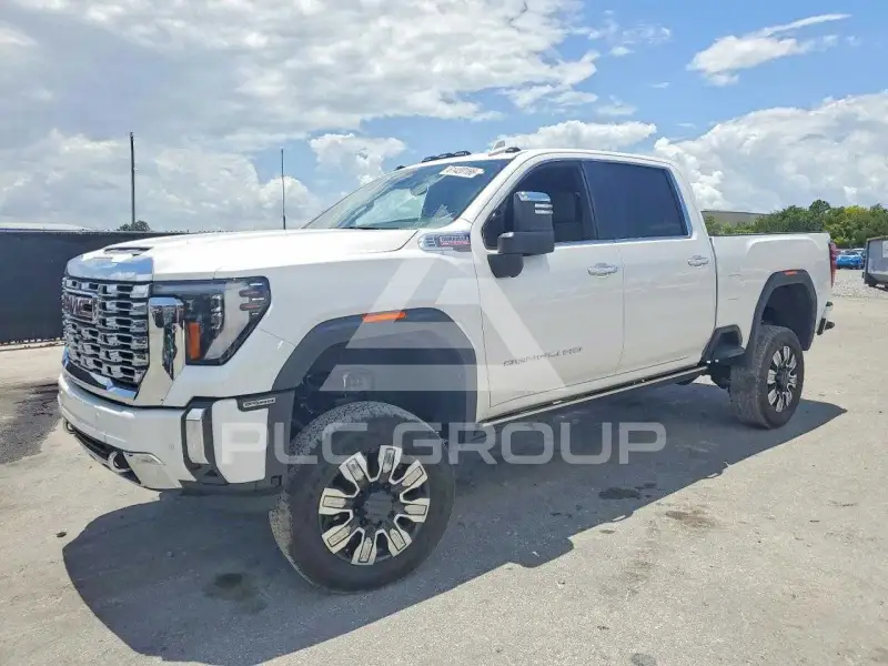2024 GMC Sierra photo