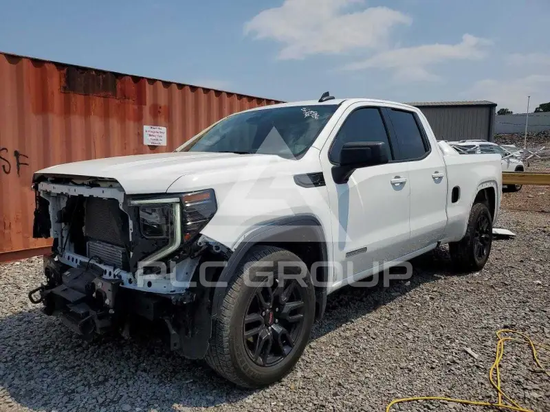 2024 GMC Sierra photo