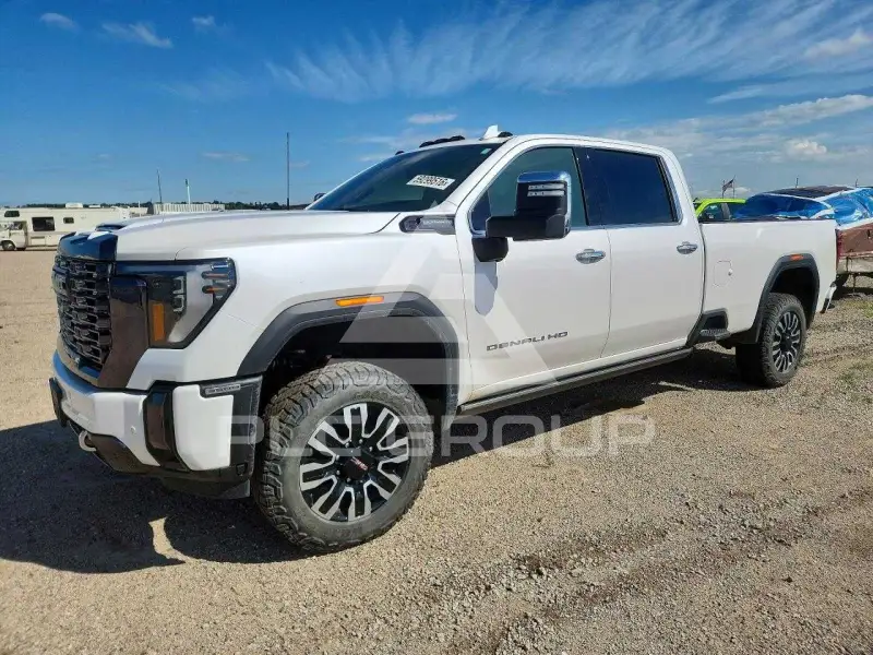 2024 GMC Sierra photo