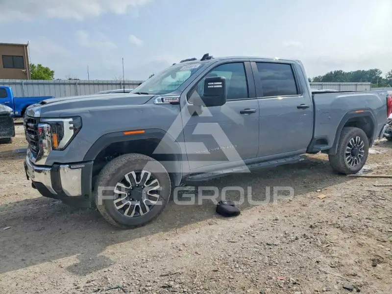 2024 GMC Sierra photo