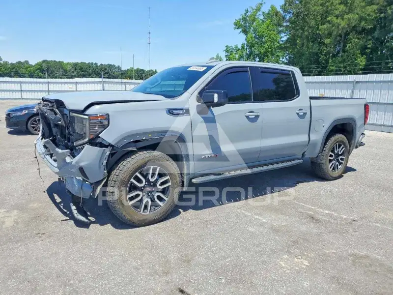 2024 GMC Sierra photo