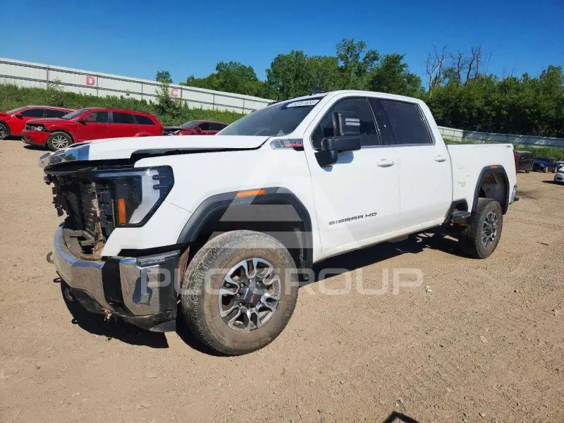 2024 GMC Sierra photo