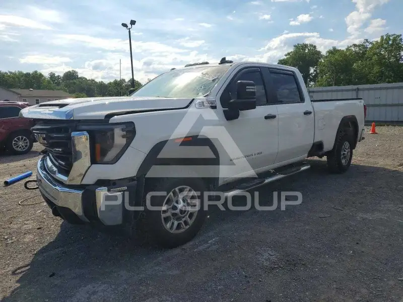 2024 GMC Sierra photo