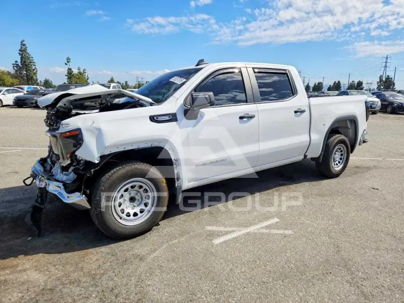 2024 GMC Sierra фото