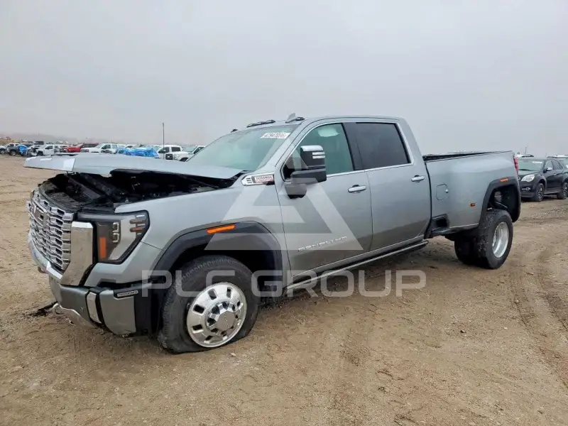 2024 GMC Sierra photo