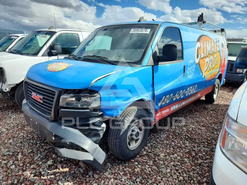 2024 GMC Savana фото