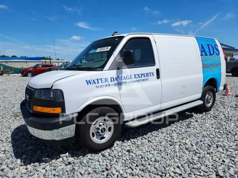 2024 GMC Savana photo