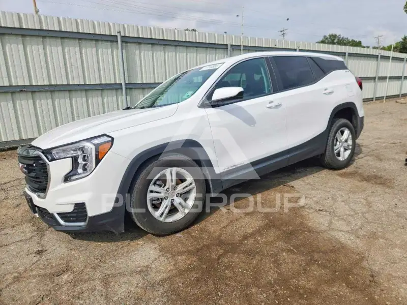 2024 GMC TERRAIN photo