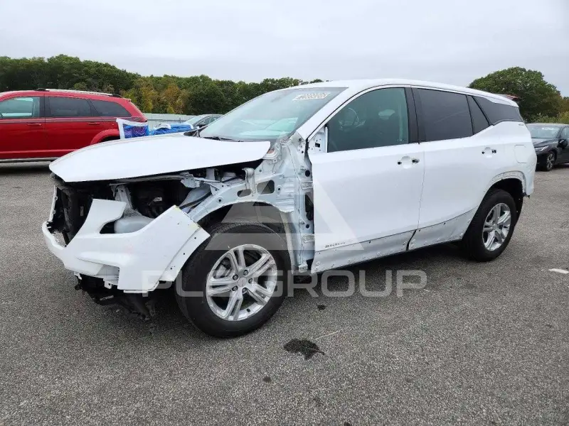 2024 GMC TERRAIN фото