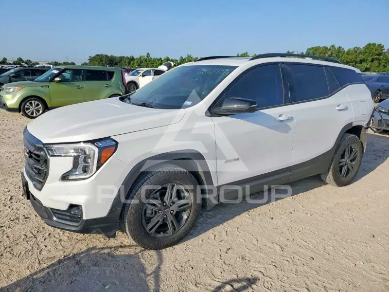 2024 GMC TERRAIN фото