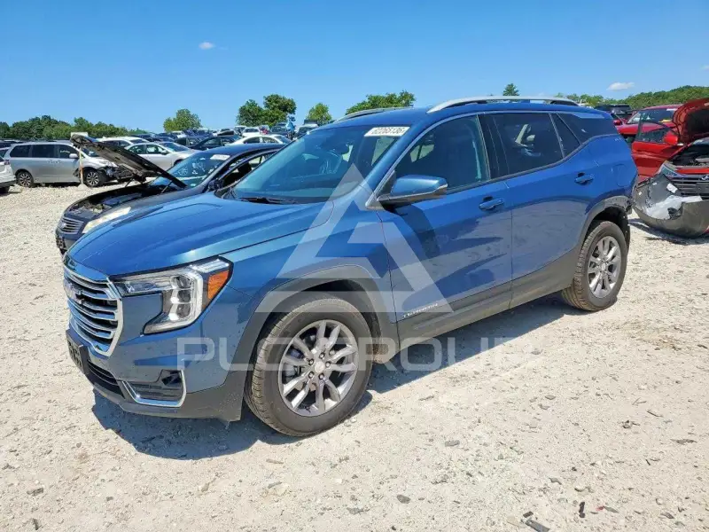 2024 GMC TERRAIN photo