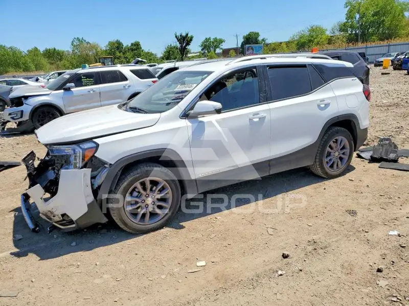 2024 GMC TERRAIN фото