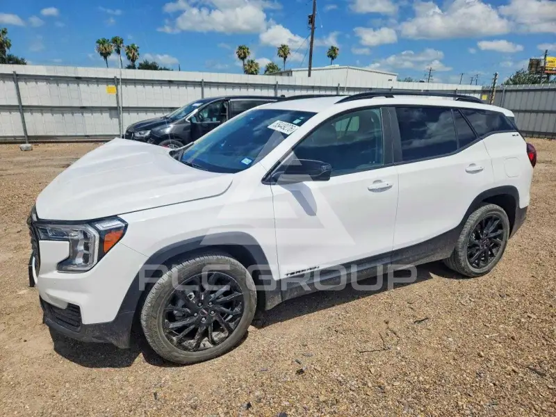 2024 GMC TERRAIN фото