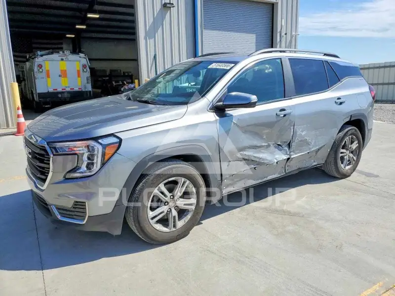 2024 GMC TERRAIN фото