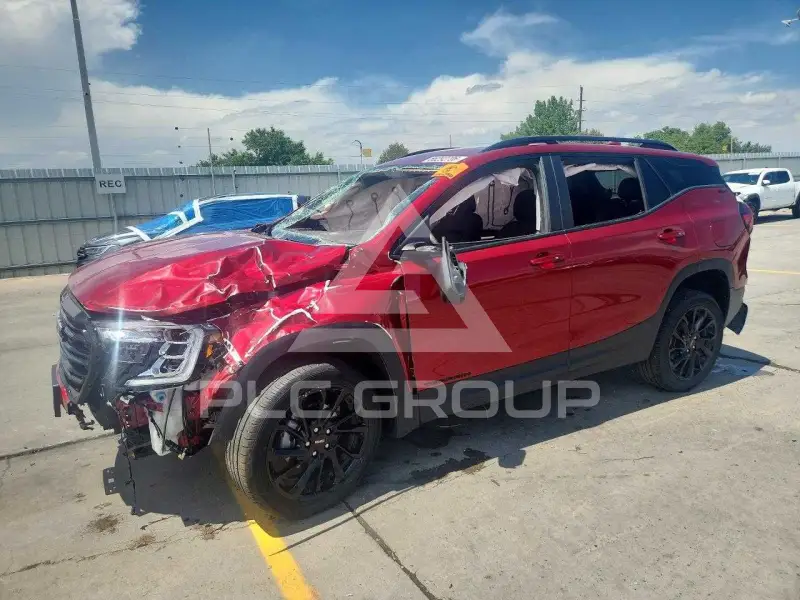 2024 GMC TERRAIN фото
