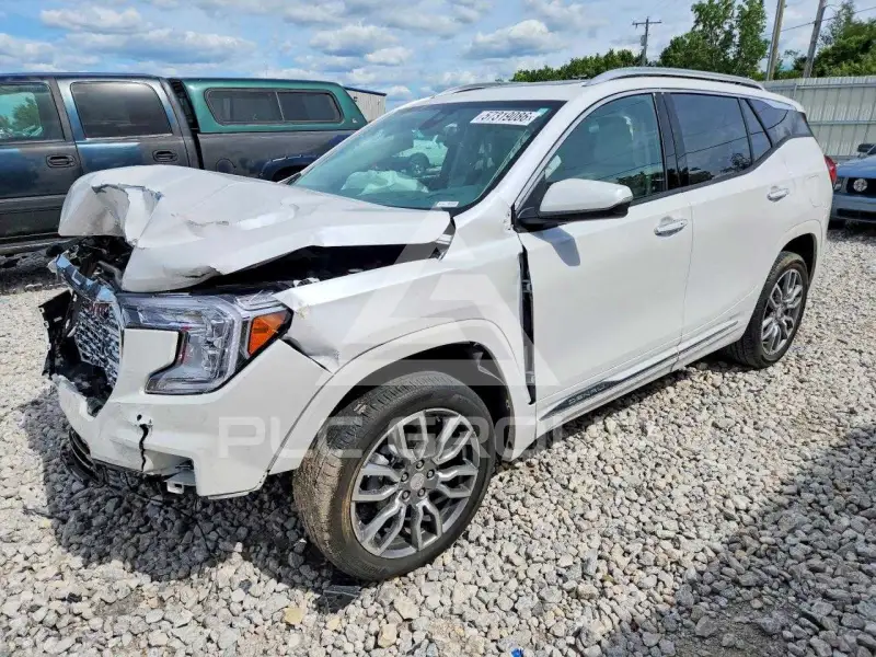 2024 GMC TERRAIN фото