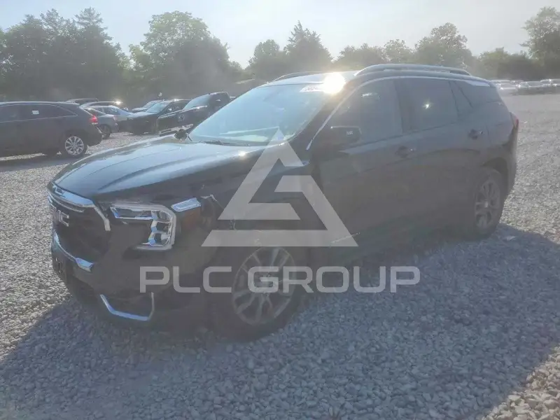 2024 GMC TERRAIN photo