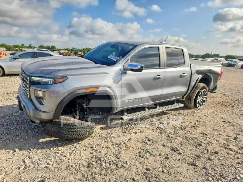 2024 GMC CANYON photo
