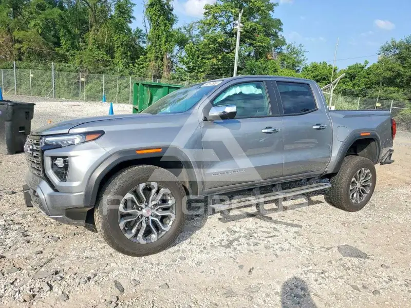 2024 GMC CANYON photo