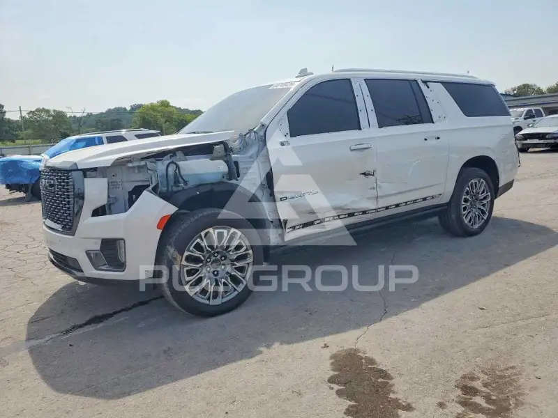 2024 GMC YUKON фото