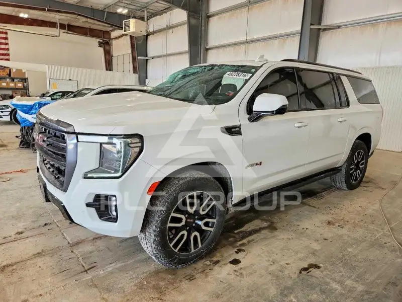 2024 GMC YUKON photo