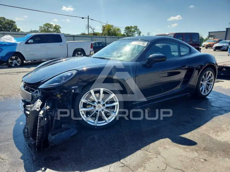 2024 Porsche Cayman photo