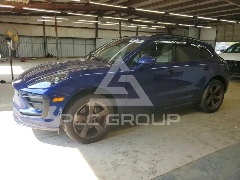 2024 Porsche MACAN photo