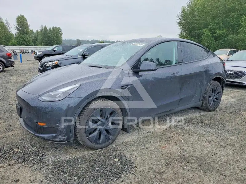 2024 Tesla Model Y фото