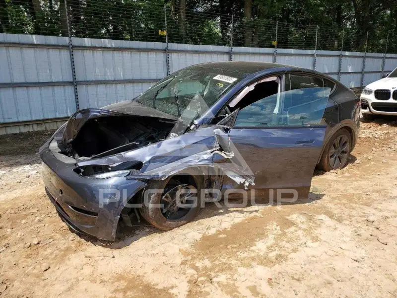 2024 Tesla Model Y фото