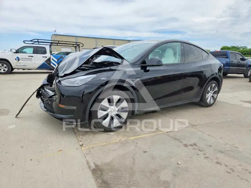 2024 Tesla Model Y фото