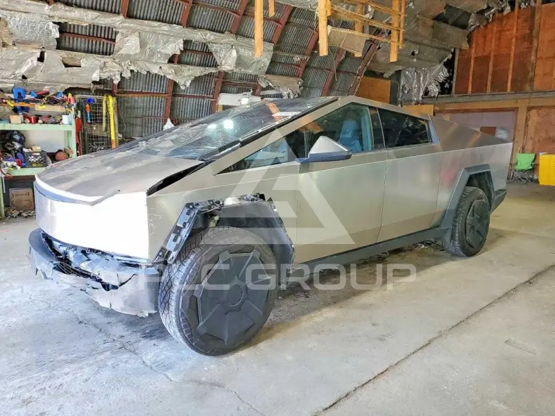 2024 Tesla Cybertruck фото
