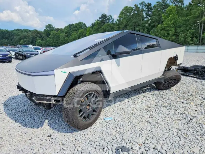 2024 Tesla Cybertruck фото