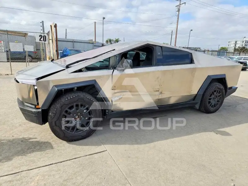 2024 Tesla Cybertruck фото